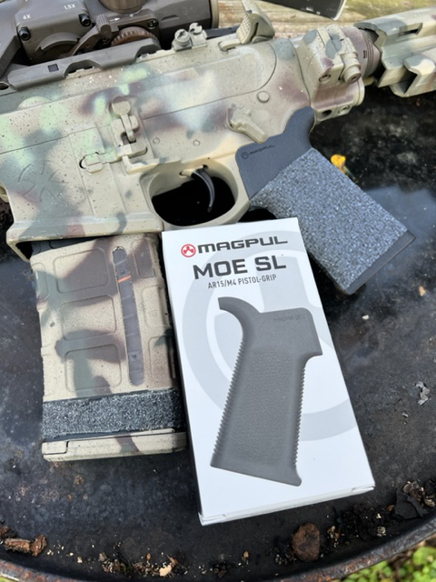 ar15 magpul black